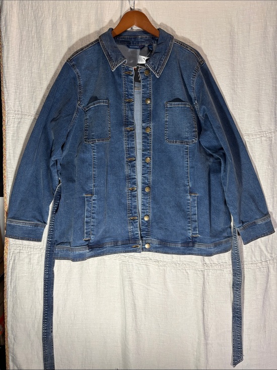 Isaac Mizrahi Jackets & Blazers - Isaac Mizrahi Dark Blue Denim Jacket with Tie Belt